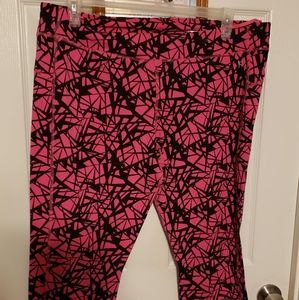 Athletic capris